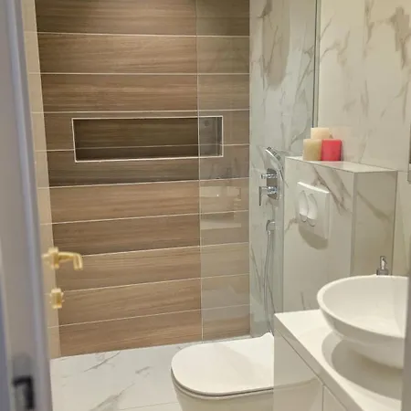 Azure Luxe * Ποντστράνα